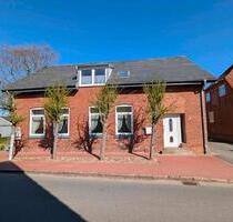 110m² Altbauwohnung Oldenswort renoviert - ideal 60+