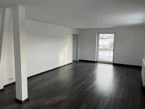 Foto - Wohnungsvermietung - 950,00&nbsp;EUR Kaltmiete, ca.&nbsp; 90,00&nbsp;m&sup2;