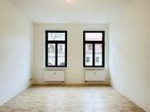 Foto - 2-RWE mit Blick zur Weißeritz! - 268,00&nbsp;EUR Kaltmiete, ca.&nbsp; 45,65&nbsp;m&sup2;