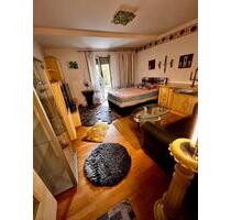 Wunderschöne 2 Zimmer Terrassen Wohnung möbliert - Berlin Neukölln