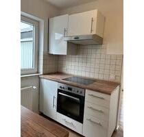 Helle 2-Zimmer Wohnung mit Garten und Garage - Sprendlingen