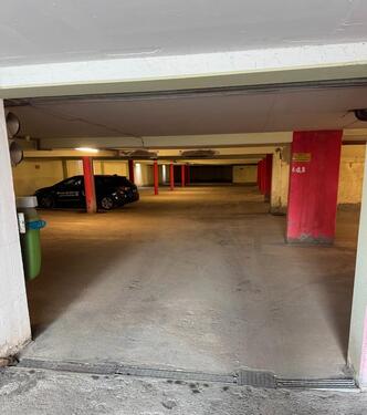 Foto - Tiefgaragenstellplatz- MONATLICH KÜNDBAR