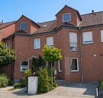 von privat: Einfamilien Reihen-Mittelhaus fertig zum Wohlfühlen, - Duisburg Essenberg