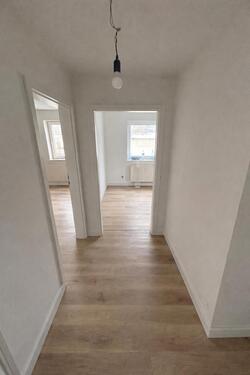 Foto - Neu renovierte, helle 2,5-Zimmer Wohnung im 2. OG in Bad Neuenahr