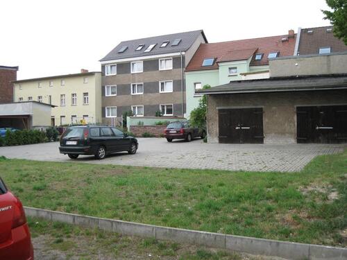 Foto - PKW Aussenstellplatz - 18,00&nbsp;EUR Miete,