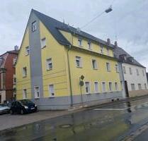 Charmante 4-Zimmer-Wohnung mit ausgebautem Dachgeschoss - Zirndorf