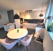 Moderne Erdgeschosswohnung mit Terrasse, Garten und Stellplätzen - Oberrot