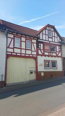 Foto - Haus im Langgöns - 220.000,00 EUR Kaufpreis, ca.  180,00 m²