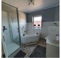 3 Zimmer Dachgeschoss Wohnung - 1.050,00&nbsp;EUR Kaltmiete, ca.&nbsp; 71,00&nbsp;m&sup2; in Neu-Anspach (PLZ: 61267)