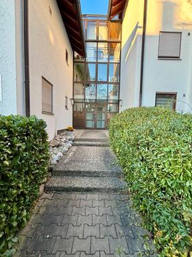 Foto - 2-Zimmer Wohnung mit Balkon, Aufzug und Garage - zentrumsnah