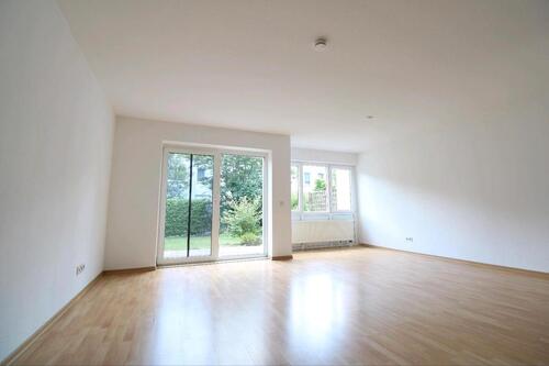 Foto - modernes und gepflegtes Haus vor Weihnachten zu vermieten