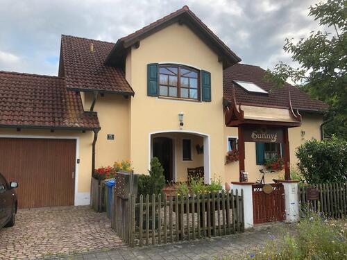 Foto - Haus mit 283 qm Wohnfläche 9 Zimmer 535qm Grund beste Lage