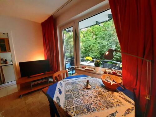 Foto - Ruhige,helle Whg mit Balkon UniNäh grüner Hinterhof 6-12Monate