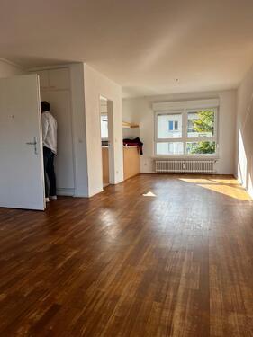 Foto - 5 Zimmerwohnung WG geeignet 105 qm in Gießen Clevelandstr. WC+Bad