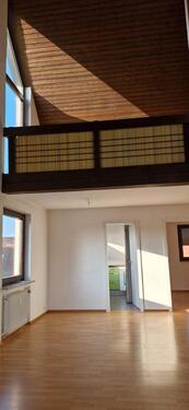 Foto - Helle 3-Zimmer Wohnung mit Balkon zuzüglich Galerie