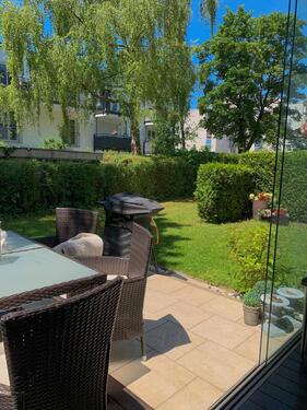 Foto - Hochwertig modernisierte 4,5 - Zimmer Gartenwohnung