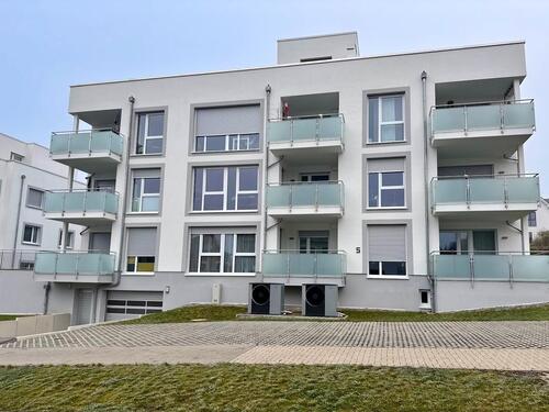 Foto - Helle 3-Zimmer-Wohnung im Erdgeschoss mit Balkon!