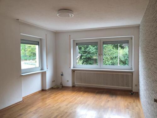 Foto - Teilrenovierte 2,5 Zimmerwohnung in Bad Cannstatt