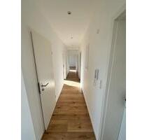 Modern sanierte 5-Zimmer-Dachgeschosswohnung Bezugsfrei ab 01.04 - Schwanewede