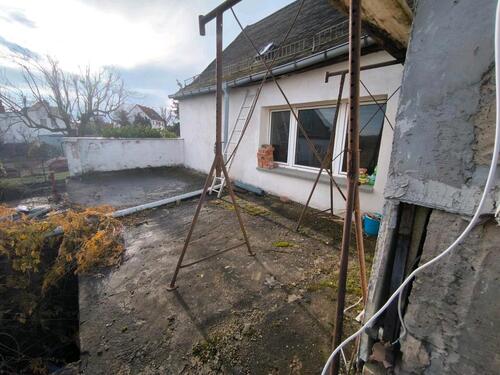Foto - Haus verkufen - 80.000,00&nbsp;EUR Kaufpreis, ca.&nbsp; 180,00&nbsp;m&sup2;