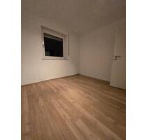 Große Wohnung, nur Minuten von Würzburg entfernt - Waldbüttelbrunn