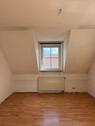 Foto - Dachgeschoßwohnung in Mommenheim zur Miete