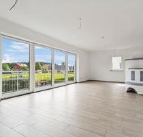 Moderne und großzügige Wohnung mit Einbauküche und Süd-Balkon - Petersaurach