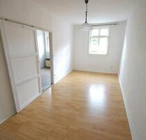 Helle, gemütliche 2-Zimmer-Wohnung mit Einbauküche - zentrale Innenstadtlage - Coburg