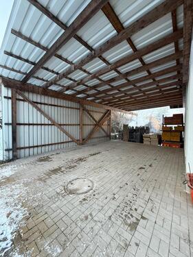 Foto - Überdachter Stellplatz für Wohnmobil, Wohnwagen oder Boot etc.