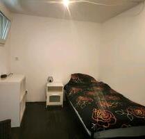 Zimmer in WG - 330,00&nbsp;EUR Kaltmiete, ca.&nbsp; 10,00&nbsp;m&sup2; in Eching (PLZ: 84174)