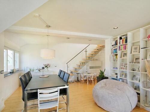 Foto - Ruhe. Raum. Lebensqualität. Maisonette-Wohnung mit zwei Bädern