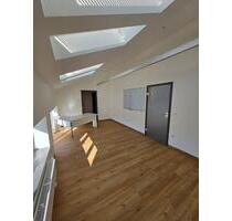 Behandlungsraum, Büroraum - 450,00&nbsp;EUR Kaltmiete, ca.&nbsp; 20,00&nbsp;m&sup2; in Erlangen (PLZ: 91056) Alterlangen