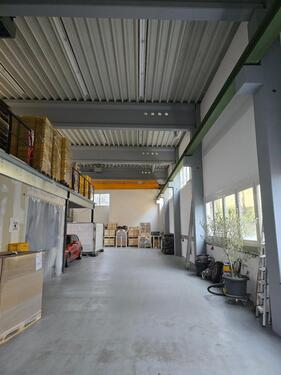 Foto - Lagerfläch 251 m² im Gewerbegebiet Schwaikheim (Rems-Murr-Kreis)