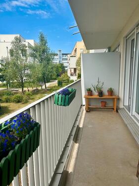 Foto - Helle 2-Zimmer-Wohnung (54 qm) mit großem Südbalkon