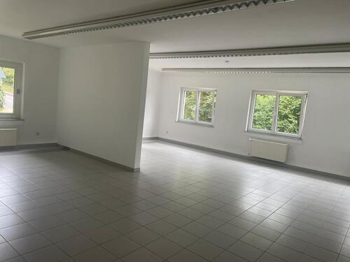 Foto - Räumlichkeit für BüroPraxisGymnastikraum