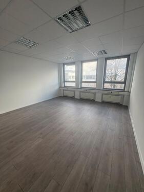 Foto - Büro oder Praxis Einheit Bergius Gewerbeforum 86199 Göggingen