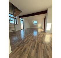 Bergheim Quadrath-Ichendorf , 3 Zimmer DG Wohnung, Balkon