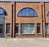 Halle mit PKW befahrbar mit Lager und Büro in der Schanze - Hamburg Altona-Nord