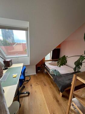 Foto - 2 Zimmer Dachgeschoßwohnung zur Miete in Berlin