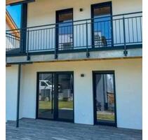 moderne Doppelhaushälfte angrenzend an Burghausen