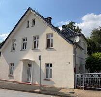 Haus in Top-Lage - 500.000,00&nbsp;EUR Kaufpreis, ca.&nbsp; 240,00&nbsp;m&sup2; in Enger (PLZ: 32130)