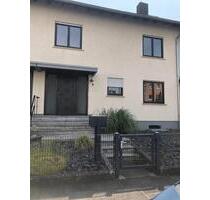 Schönes Reihenmittelhaus in Aschaffenburg zu vermieten ca. 220m²