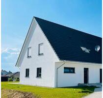 Doppelhaushälfte 122 m², Garten, Küche, Sonne und Dein Zuhause - Hohenroth