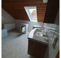 Vermiete sonnigen möblierte 4 Zimmer Wohnung - Salzweg