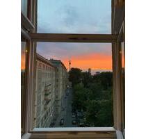 ZWISCHENMIETETEMPORARY: Modern 84m Flat with TV Tower Views - Berlin Friedrichshain-Kreuzberg