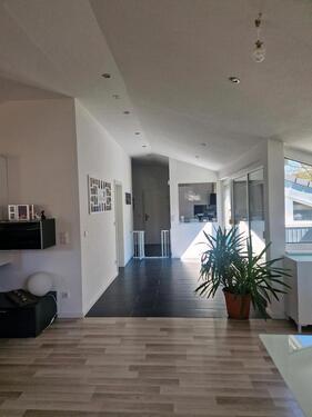 Foto - Moderne 3-Zimmer-Dachgeschosswohnung in Stadtrandlage