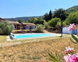 Villa - Ferienhaus in der Provence, mit Pool und Weinreben - Kronberg im Taunus