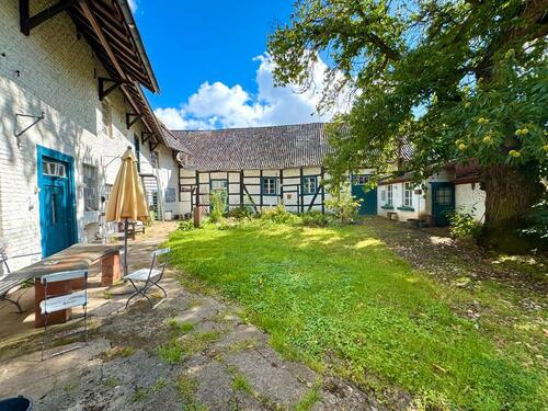 Foto - Historischer Vierkanthof in Titz-Rödingen