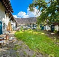 Historischer Vierkanthof in Titz-Rödingen - Jüchen