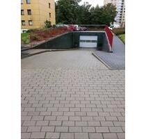 Tiefgaragenstellplatz - 70,00&nbsp;EUR Miete, in Pinneberg (PLZ: 25421)